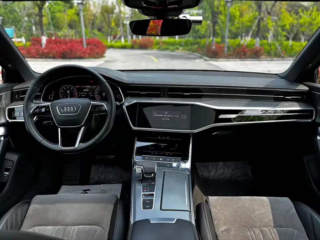 Audi A6L 2021 40 TFSI luxury and dynamic model купить на сайте DeffCars