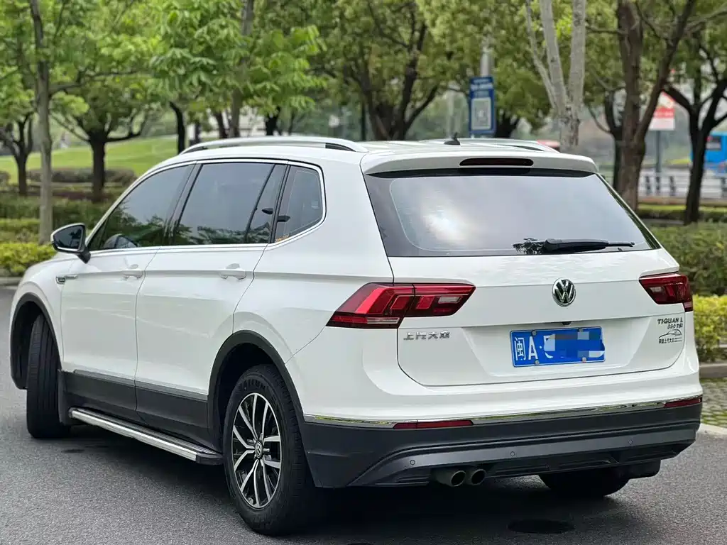 Tiguan L 2018 330TSI automatic two-wheel drive luxury version купить на сайте DeffCars