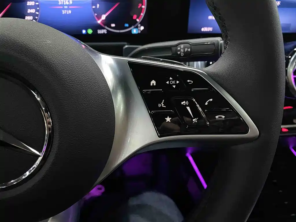 Mercedes-Benz GLB 2024 GLB 220 Dynamic купить на сайте DeffCars