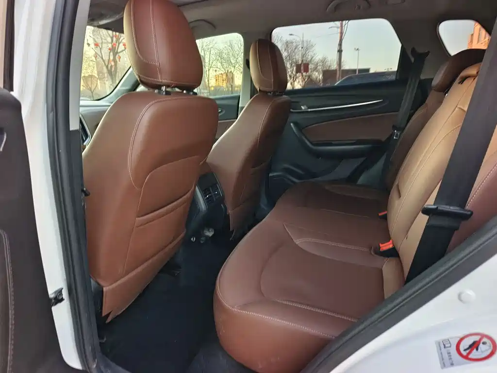 Zhonghua V6 2018 1.5T automatic flagship model купить на сайте DeffCars