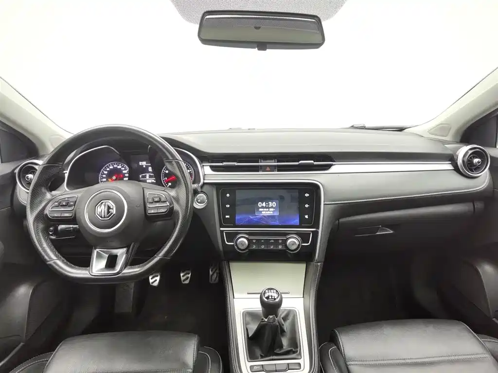 MG6 2017 20T Manual Luxury Smart Connected Edition National V купить на сайте DeffCars