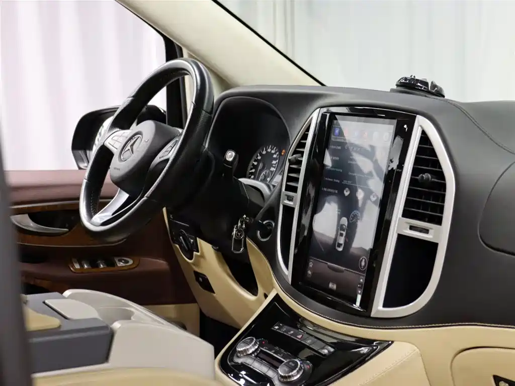 Vito 2018 2.0T Business Edition National VI купить на сайте DeffCars