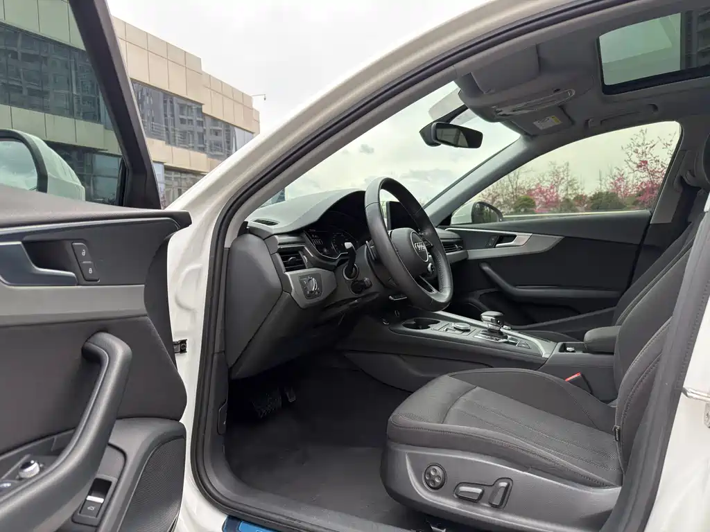 Audi A4L 2019 40 TFSI Enterprising National V купить на сайте DeffCars