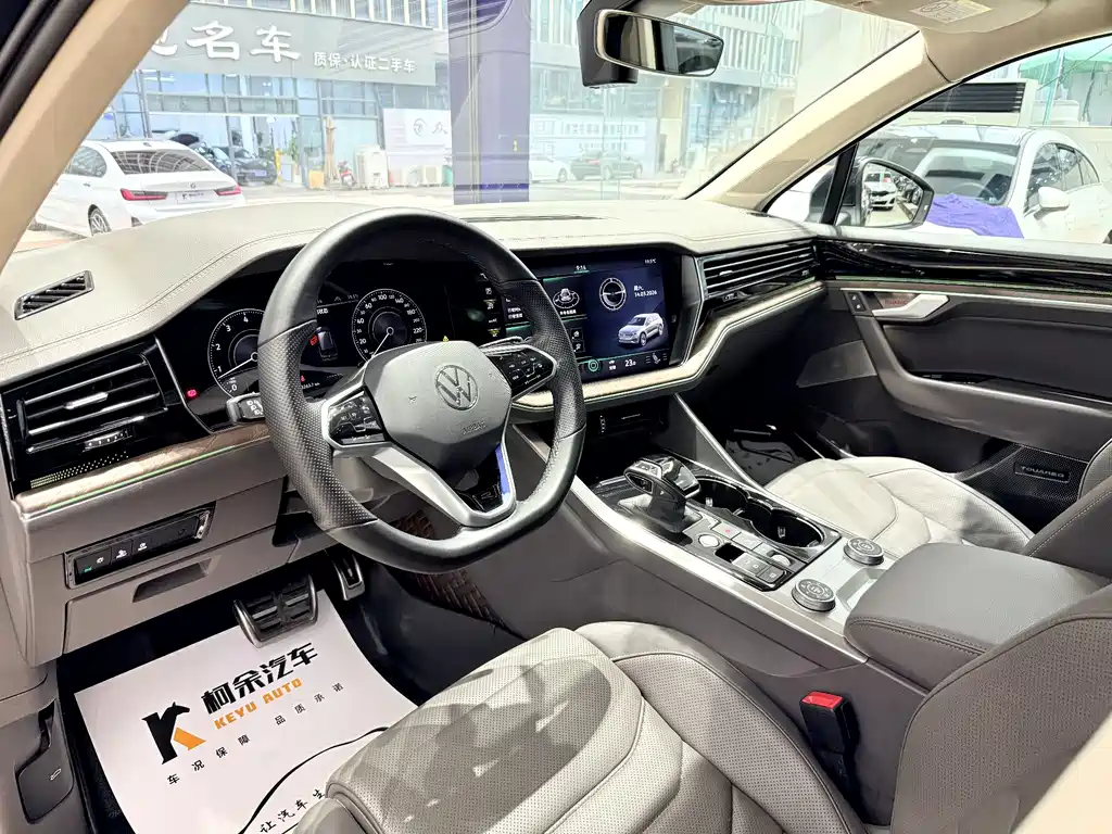 Touareg 2021 3.0TSI Ruixiang Edition Classic Sports Package купить на сайте DeffCars