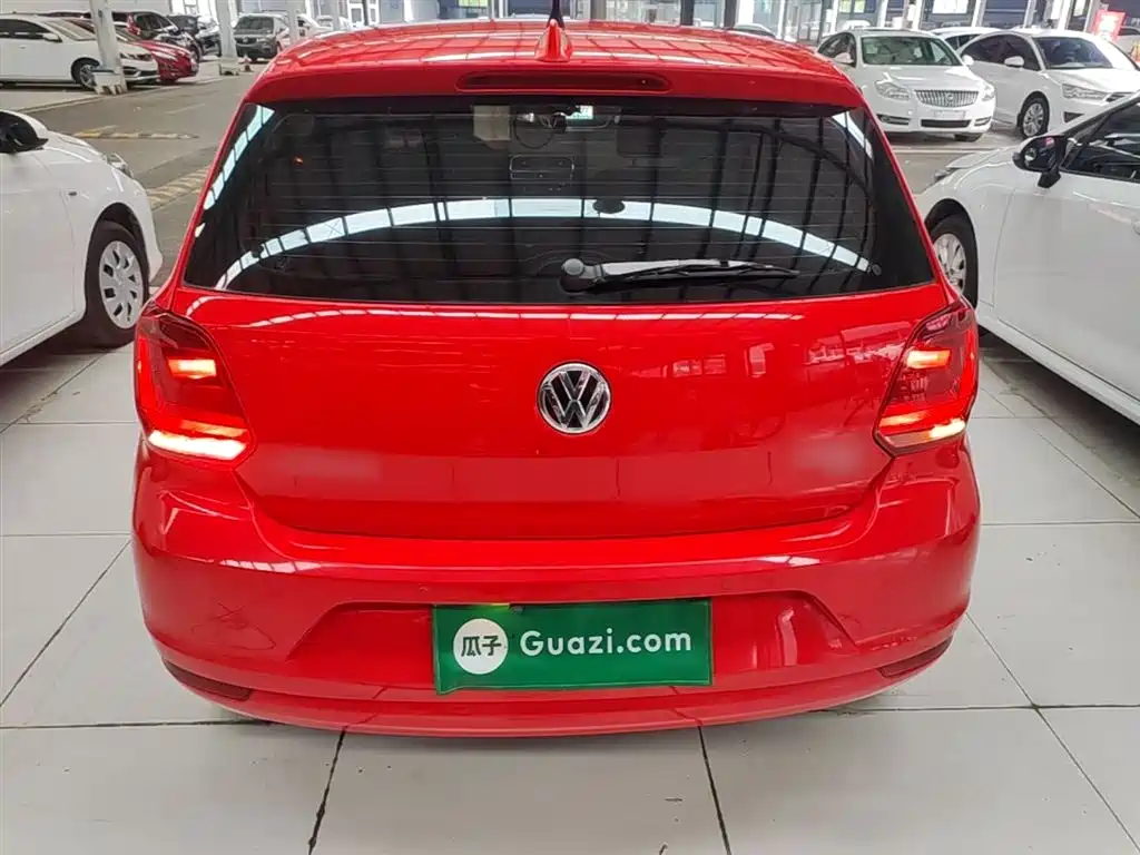 Polo 2016 1.6L automatic comfort model купить на сайте DeffCars