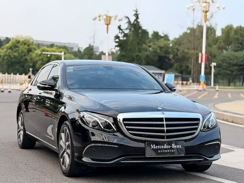 Mercedes E-Class 2019 E200L купить на сайте DeffCars