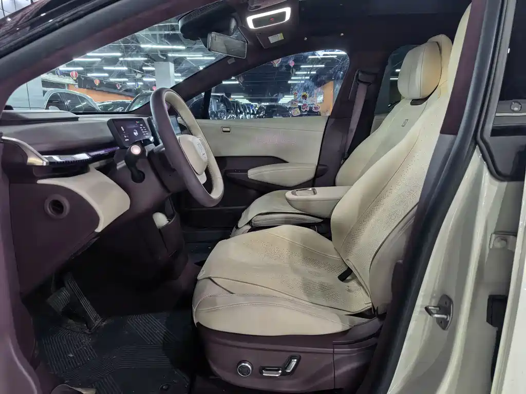 Jikrypton X 2023 rear-wheel drive YOU version 4 seats купить на сайте DeffCars
