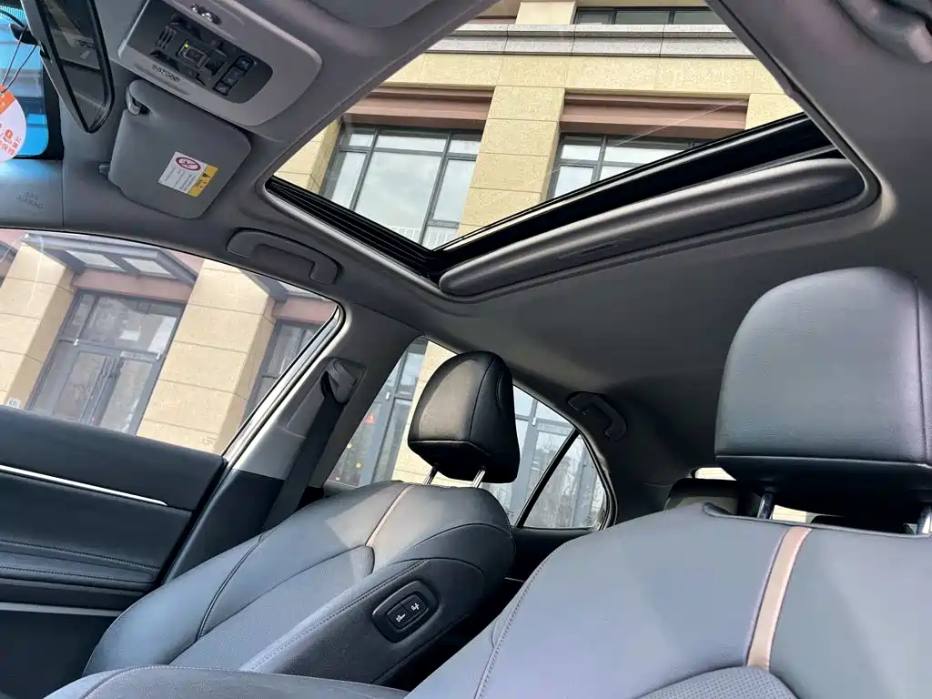 Camry 2021 2.0G Deluxe Edition купить на сайте DeffCars