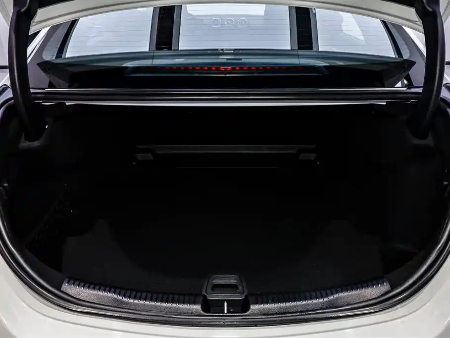 Mercedes-Benz C-Class 2022 facelift C 260 L sports version купить на сайте DeffCars