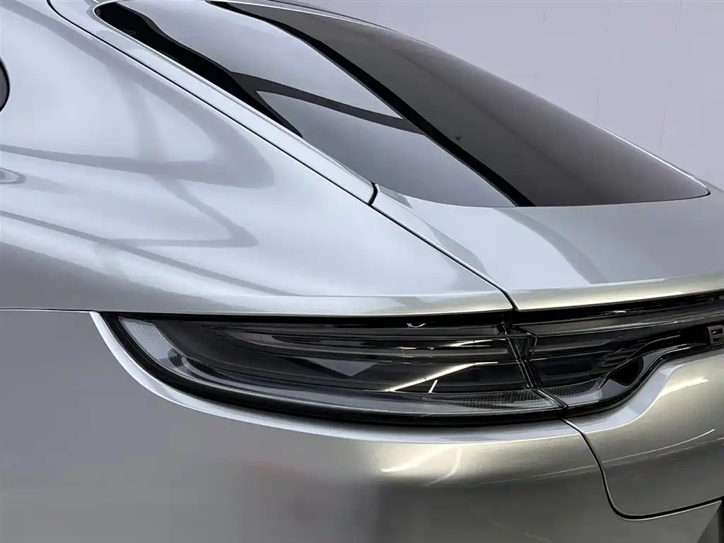 Panamera 2023 Panamera 2.9T Platinum Edition купить на сайте DeffCars