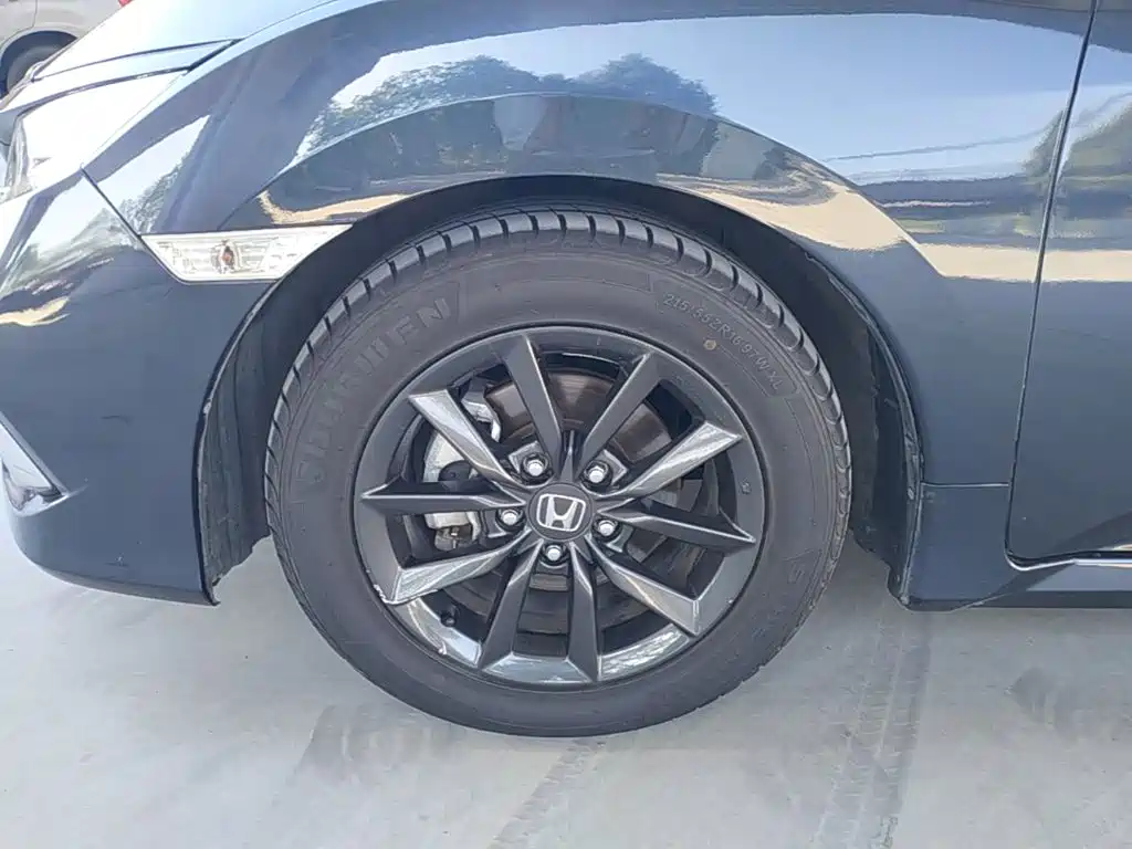 Civic 2019 220TURBO CVT Dynamic Edition National VI купить на сайте DeffCars