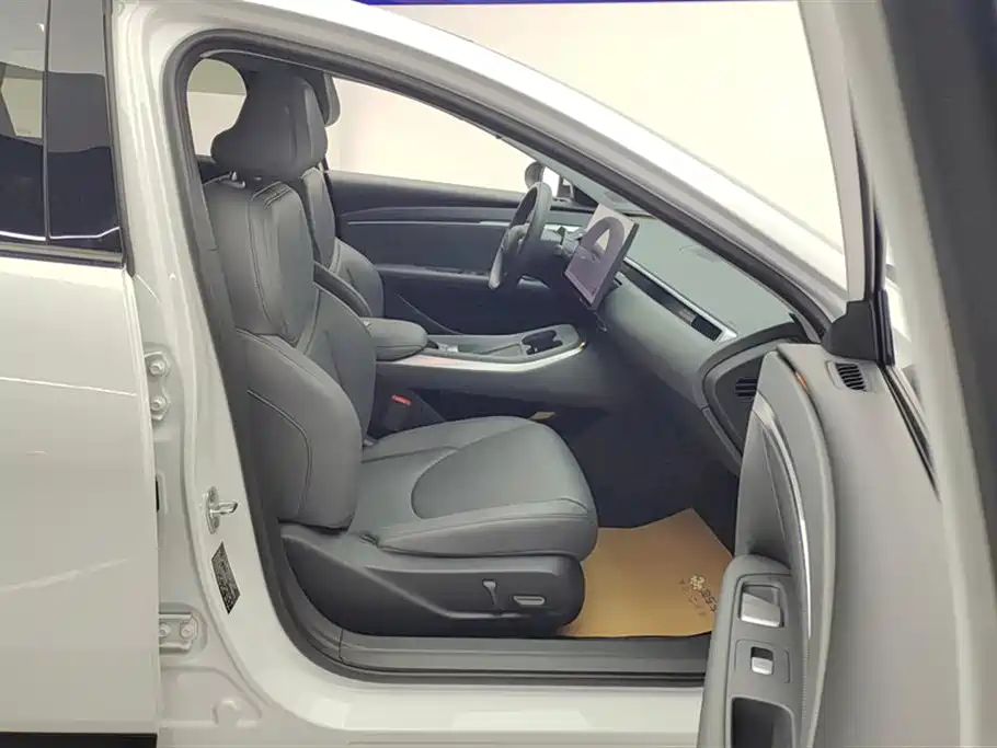 Xpeng MONA M03 2025 Model 620 Extra Long Battery Life Plus купить на сайте DeffCars