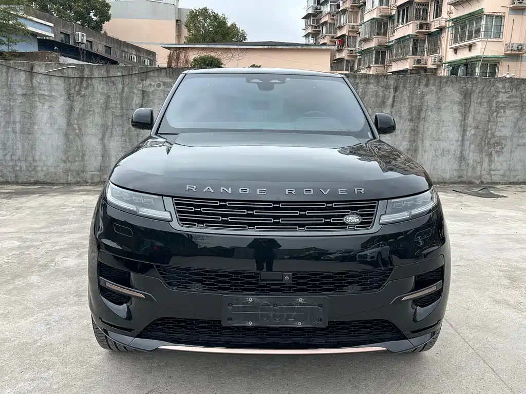 Range Rover Sport 2025 400PS Dynamic SE купить на сайте DeffCars