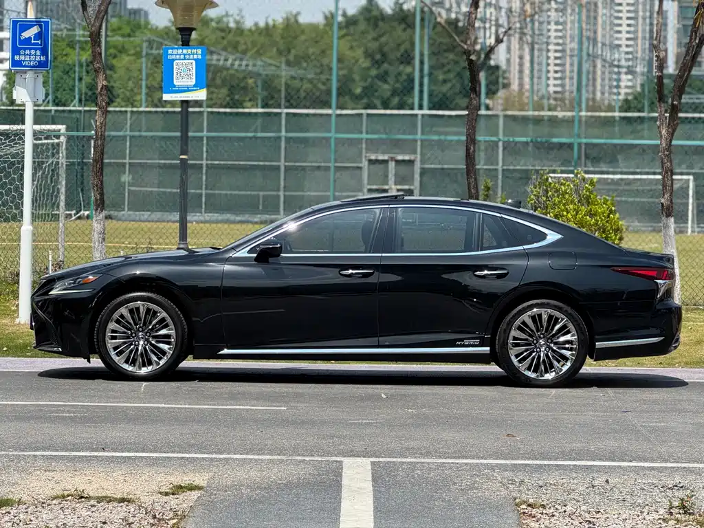 Lexus LS 2018 500h Executive Edition National V купить на сайте DeffCars