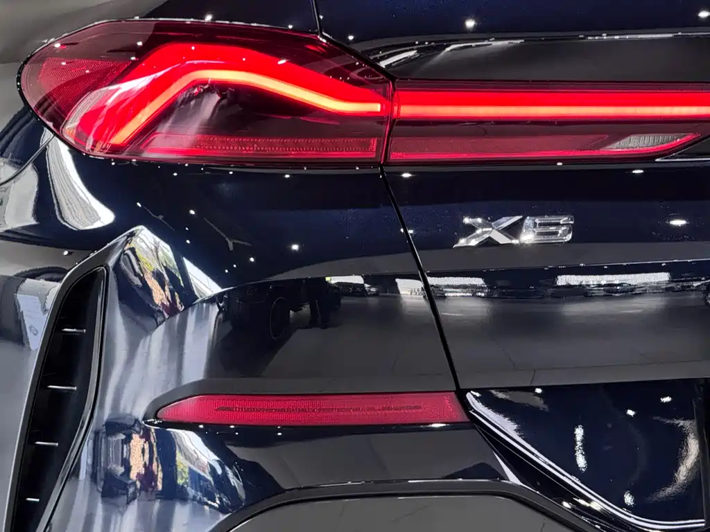 BMW X6 2023 xDrive40i M Sports Package купить на сайте DeffCars
