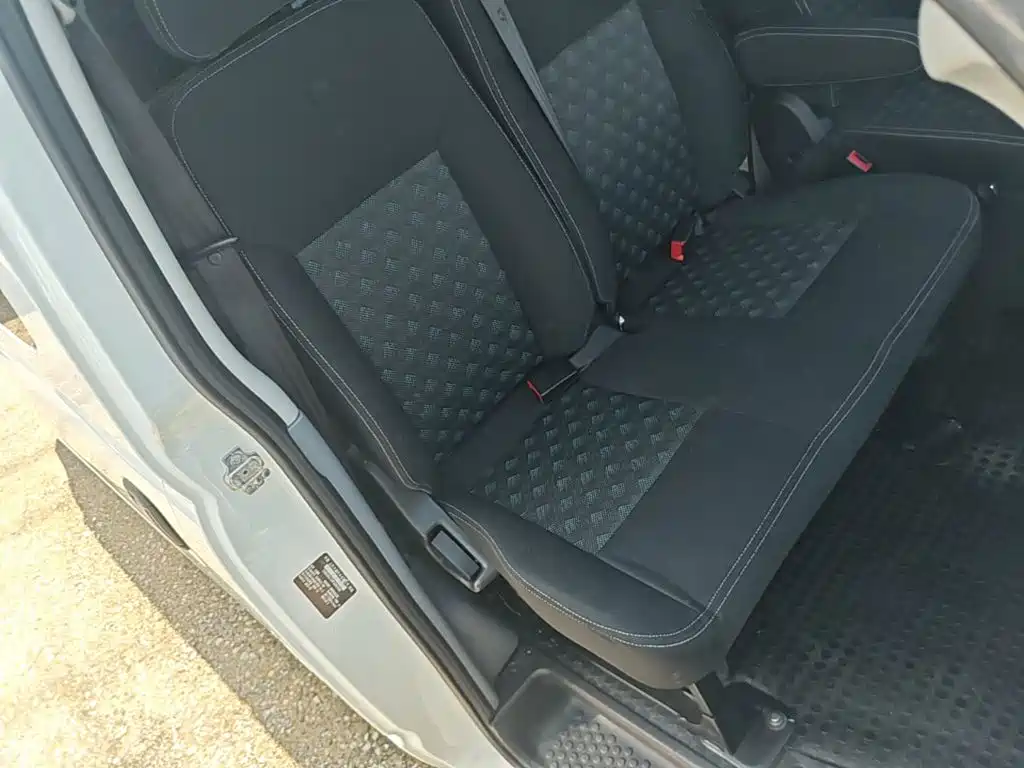 V80 2023 model 2.0T AMT classic Ao Yuntong short axis mid-top 5/6 seats купить на сайте DeffCars