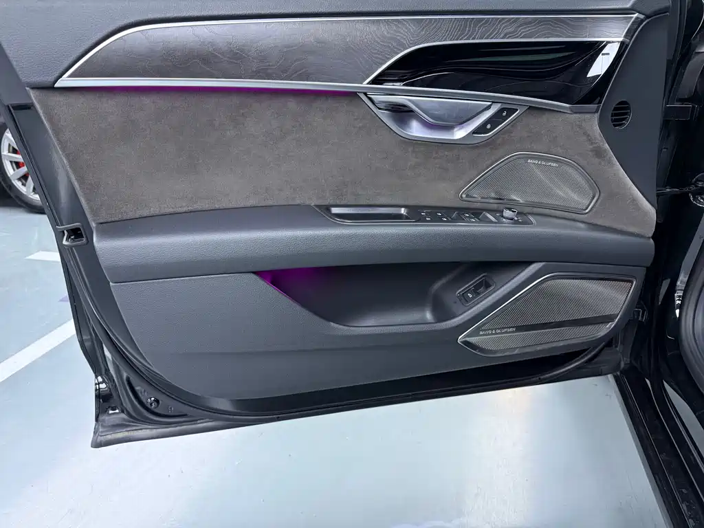 Audi A8 2019 Plus A8L 50 TFSI quattro comfort type купить на сайте DeffCars