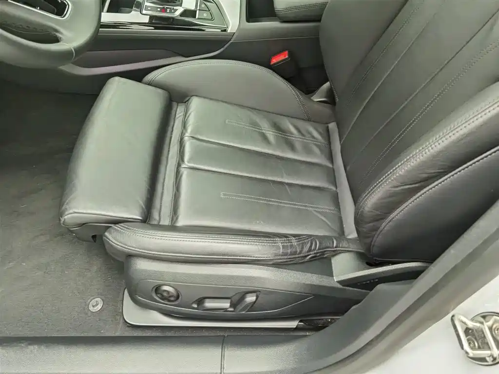 Audi A5 imported 2024 Sportback 40 TFSI quattro luxury and dynamic model купить на сайте DeffCars