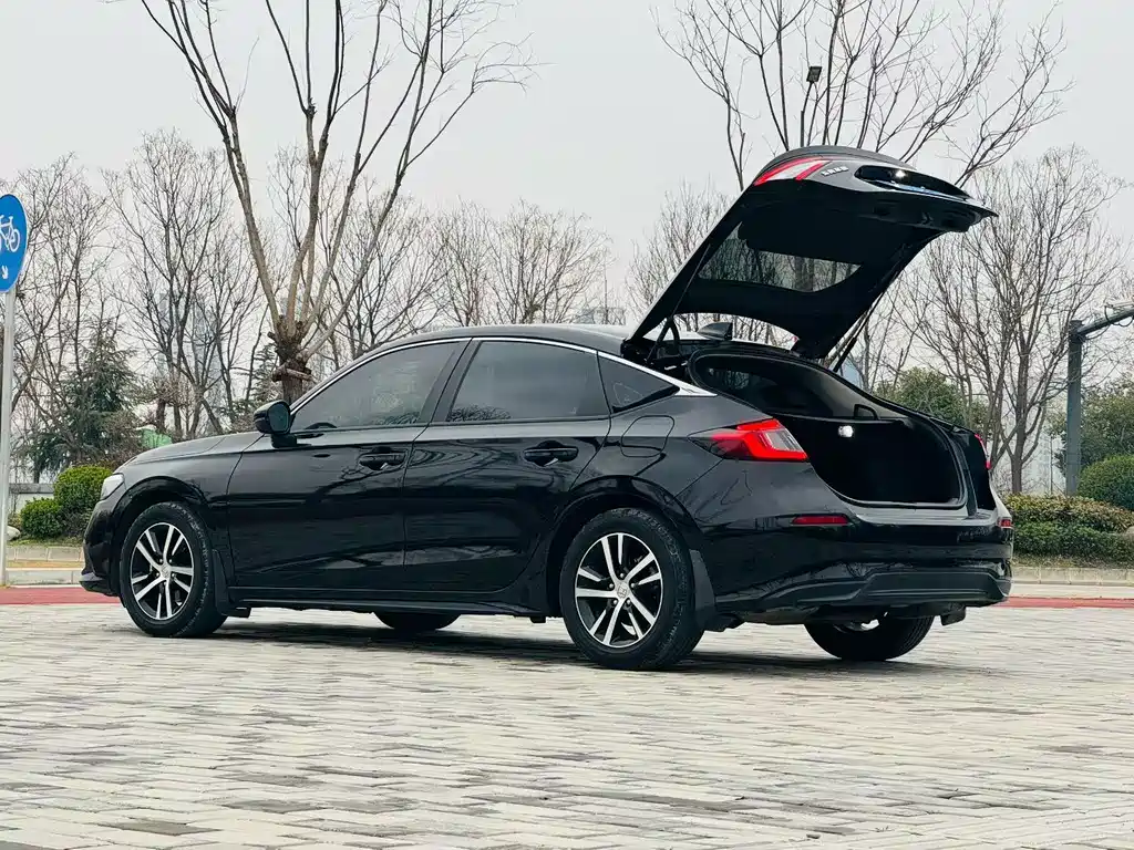 Civic 2023 HATCHBACK 240TURBO CVT Extreme Edition купить на сайте DeffCars