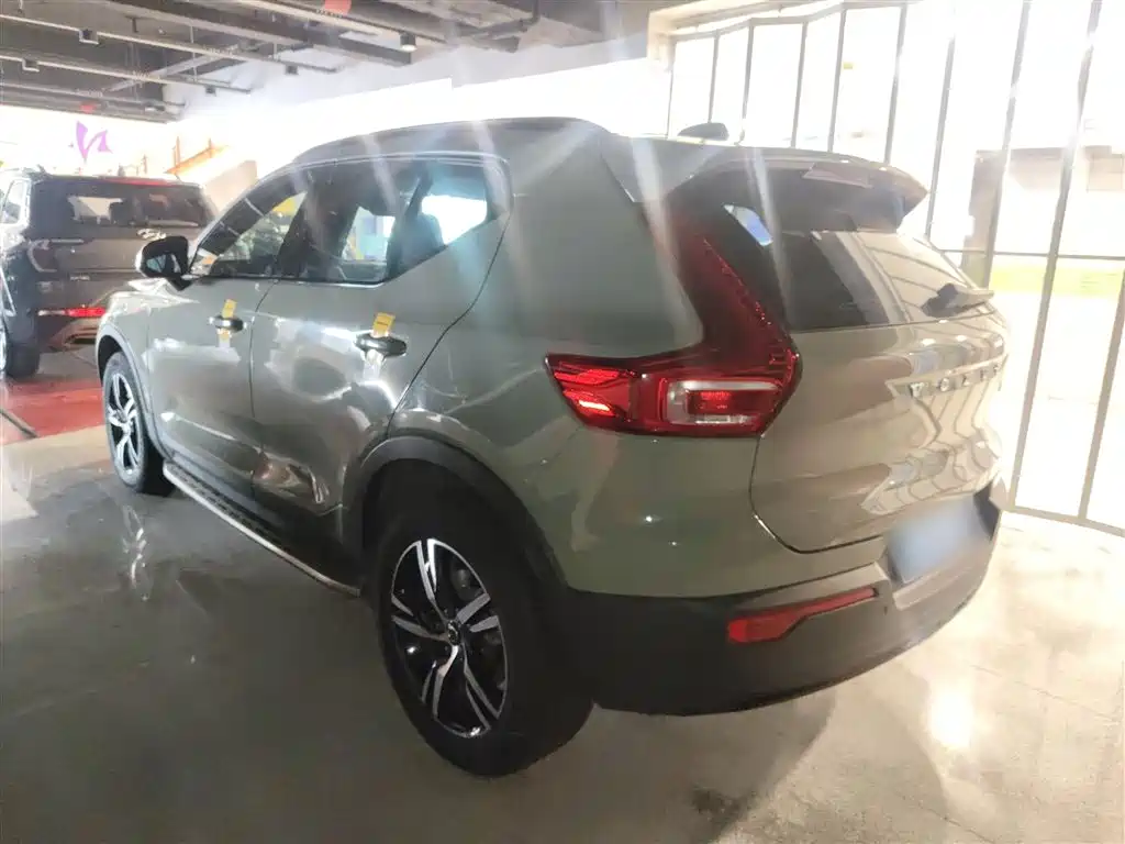 Volvo XC40 2023 B3 Zhiyuan Sports Edition купить на сайте DeffCars