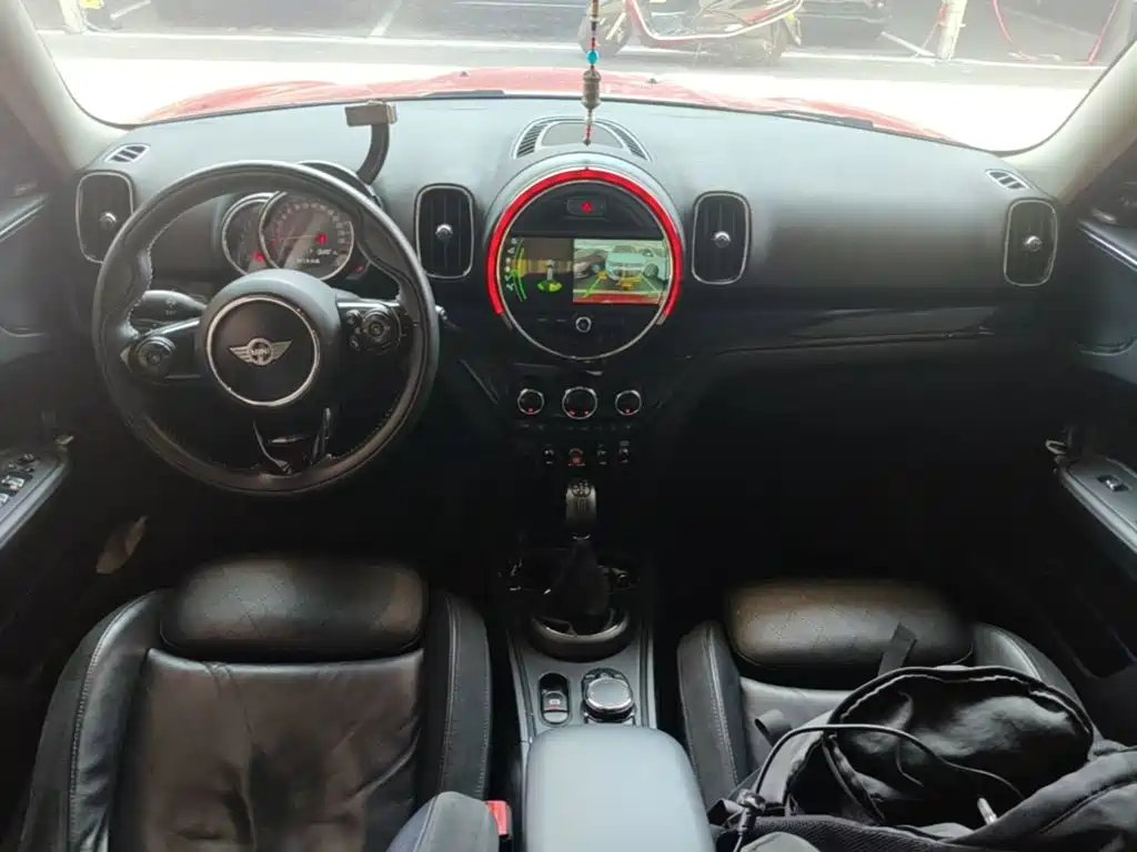 MINI COUNTRYMAN 2017 2.0T COOPER S ALL4 Traveler купить на сайте DeffCars