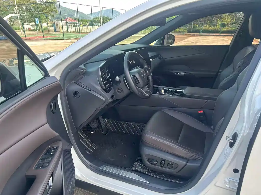 Lexus RX 2023 350h 2WD Comfort Edition купить на сайте DeffCars
