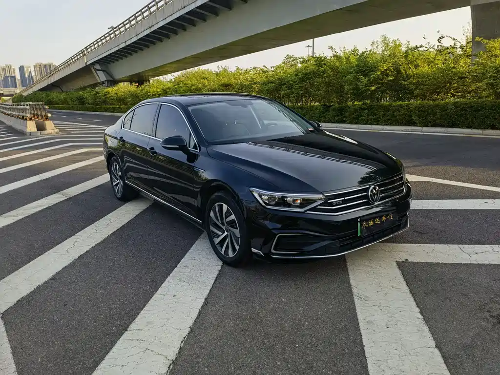 Magotan GTE plug-in hybrid 2022 GTE luxury model купить на сайте DeffCars