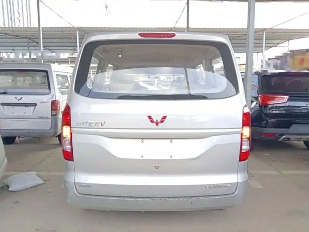 Hongguang V 2022 1.5L Enjoyable Edition Electric Power Assist LAR купить на сайте DeffCars