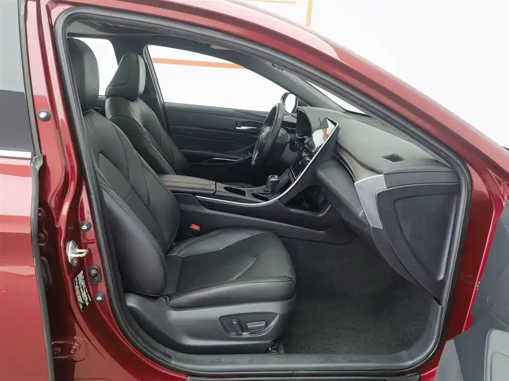 Asia Dragon 2019 2.0L XLE Exclusive Edition National VI купить на сайте DeffCars