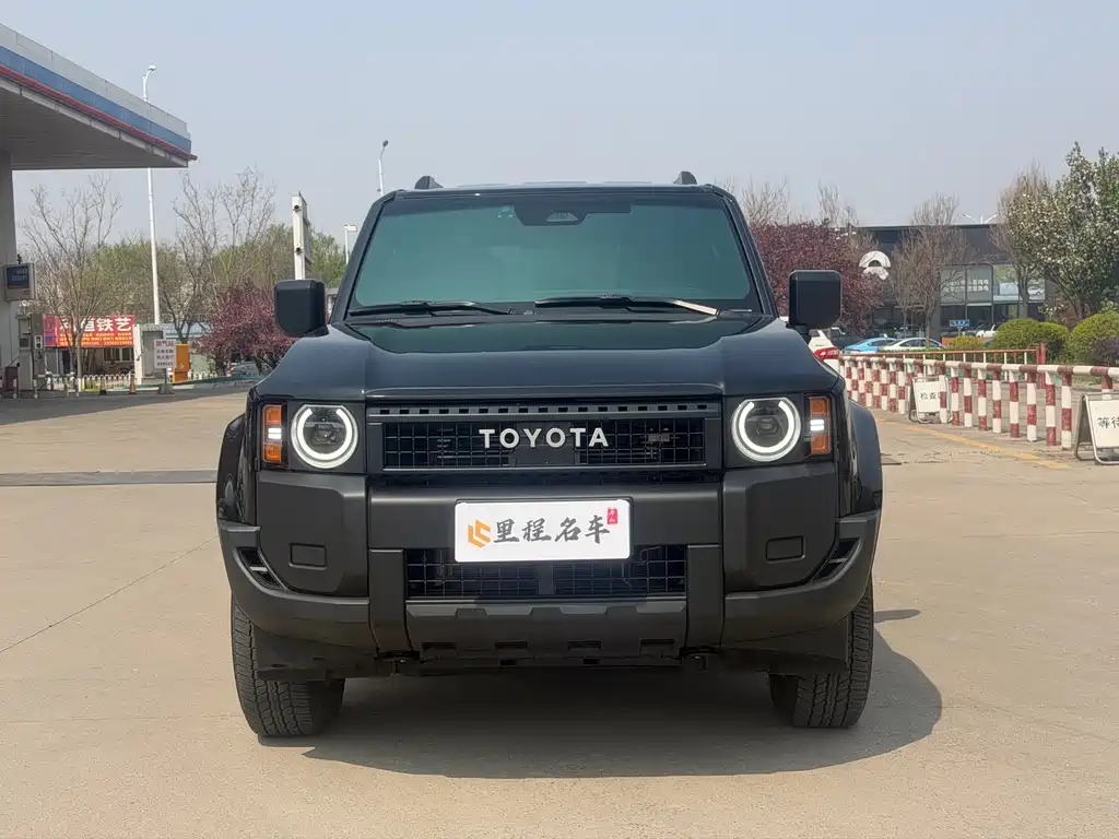 Prado 2025 2.4T Cross BX Edition 5-seater купить на сайте DeffCars