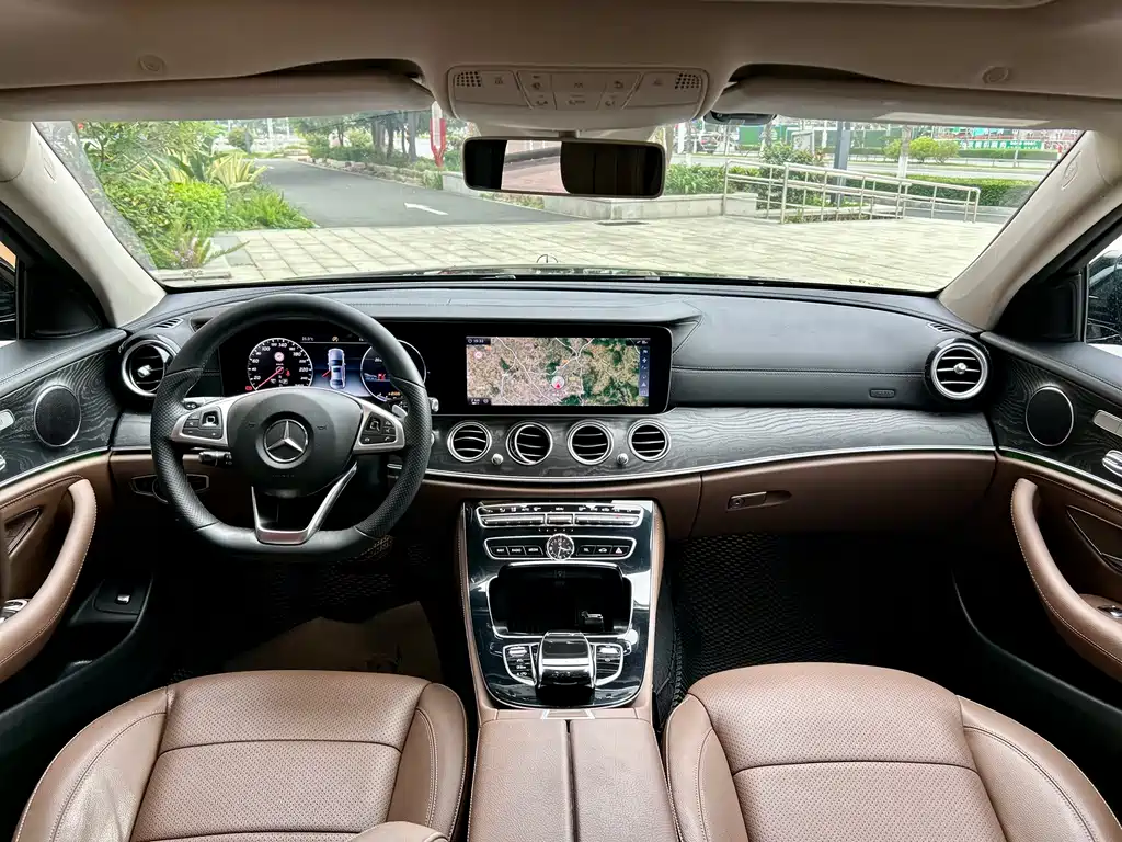 Mercedes-Benz E-Class 2017 E 300 L Luxury Model купить на сайте DeffCars