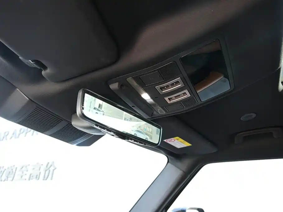 Land Rover Defender 2024 110 5.0T V8 купить на сайте DeffCars