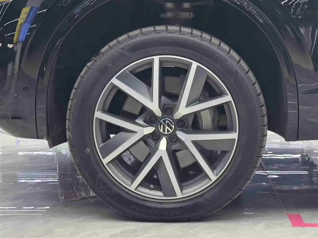 Touareg 2023 3.0TSI Ruixiang Edition Classic Sports Package купить на сайте DeffCars