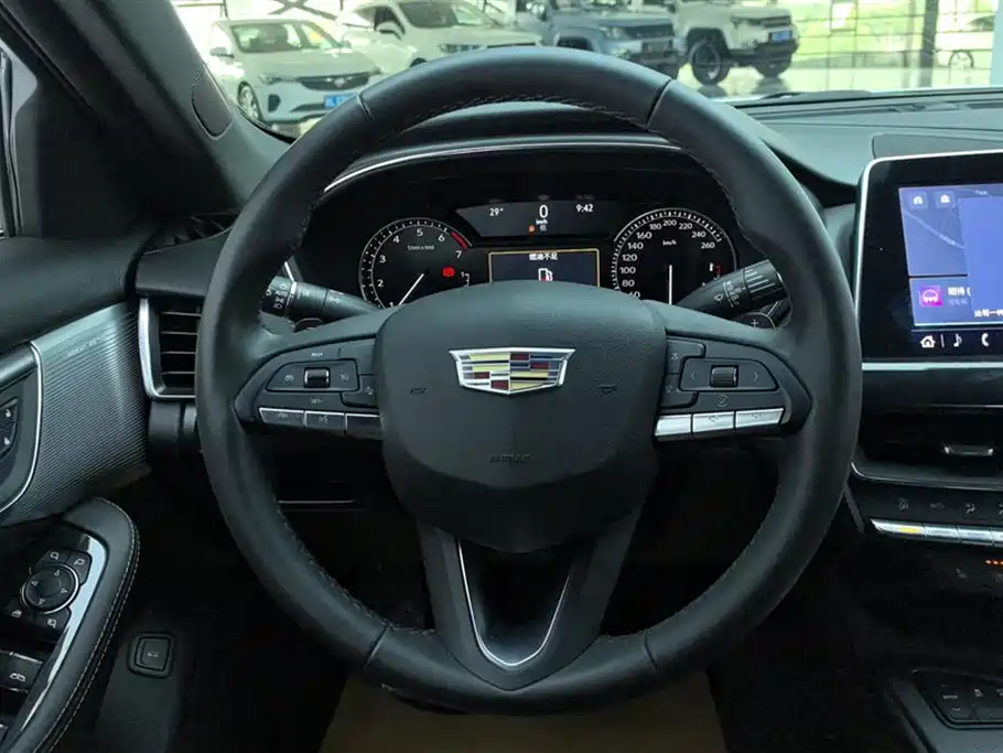 Cadillac CT5 2022 28T luxury model купить на сайте DeffCars