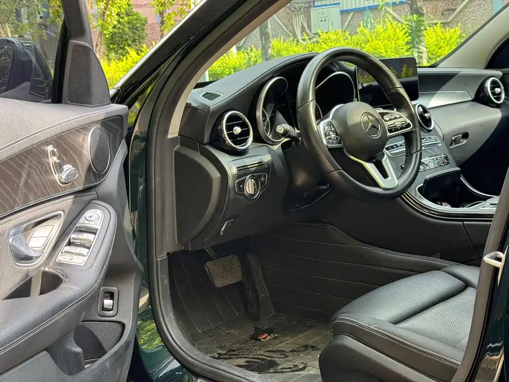 Mercedes-Benz C-Class 2019 C 180 L Fashionable Sports Edition купить на сайте DeffCars