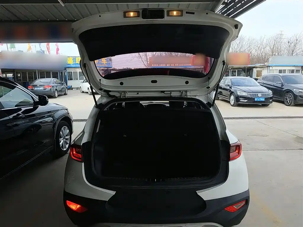 Yipao 2019 1.4L Automatic Fun Edition National V купить на сайте DeffCars
