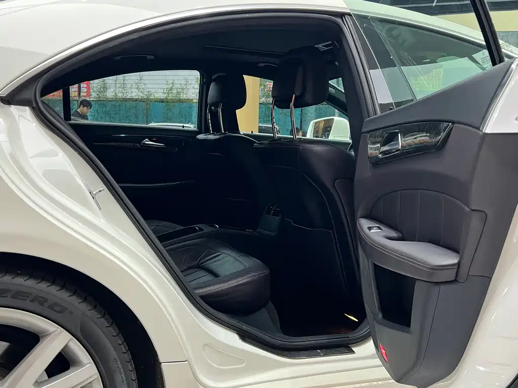 Mercedes-Benz CLS 2012 CLS 300 CGI купить на сайте DeffCars