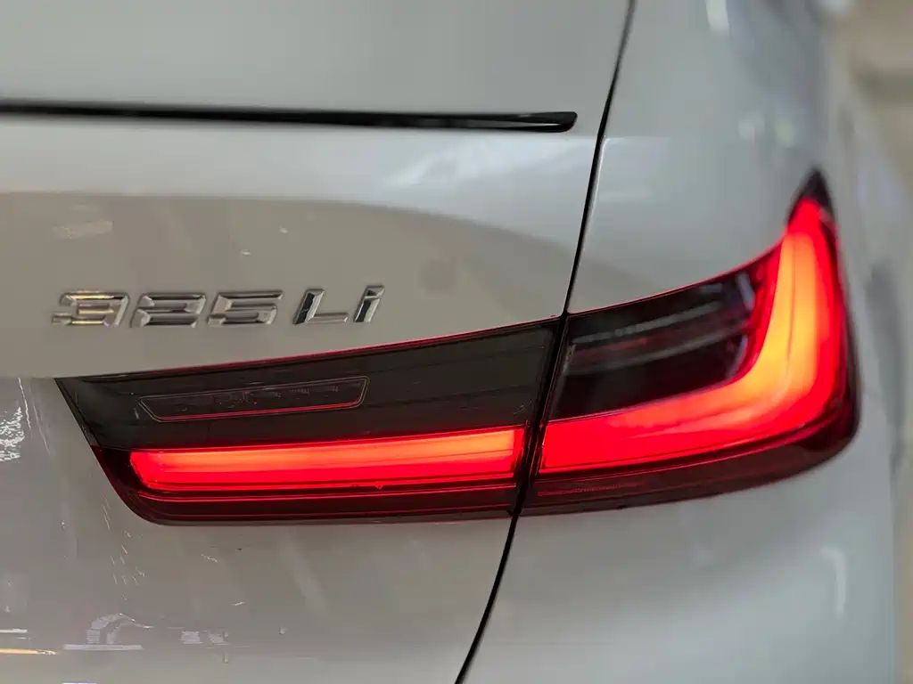 BMW 3 Series 2024 325Li M Sports Night Package купить на сайте DeffCars