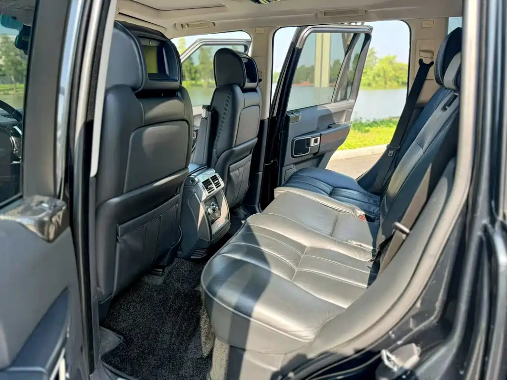Range Rover 2012 4.4 TDV8 купить на сайте DeffCars