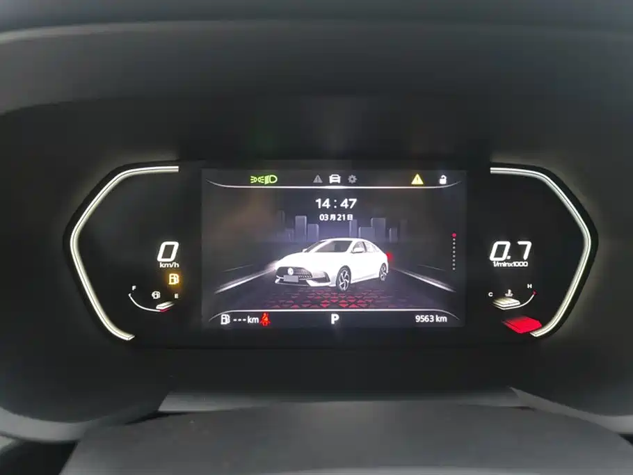 MG5 2023 180DVVT CVT Deluxe Edition купить на сайте DeffCars