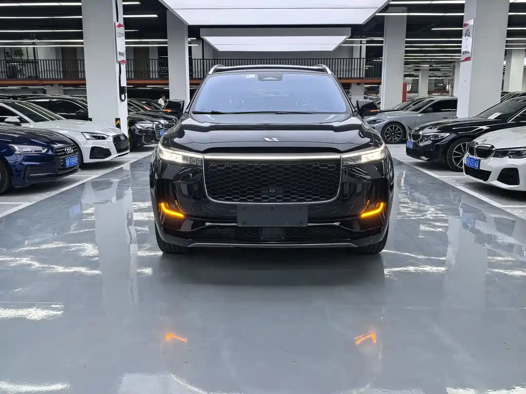 Ideal ONE 2021 extended range 6-seater version купить на сайте DeffCars
