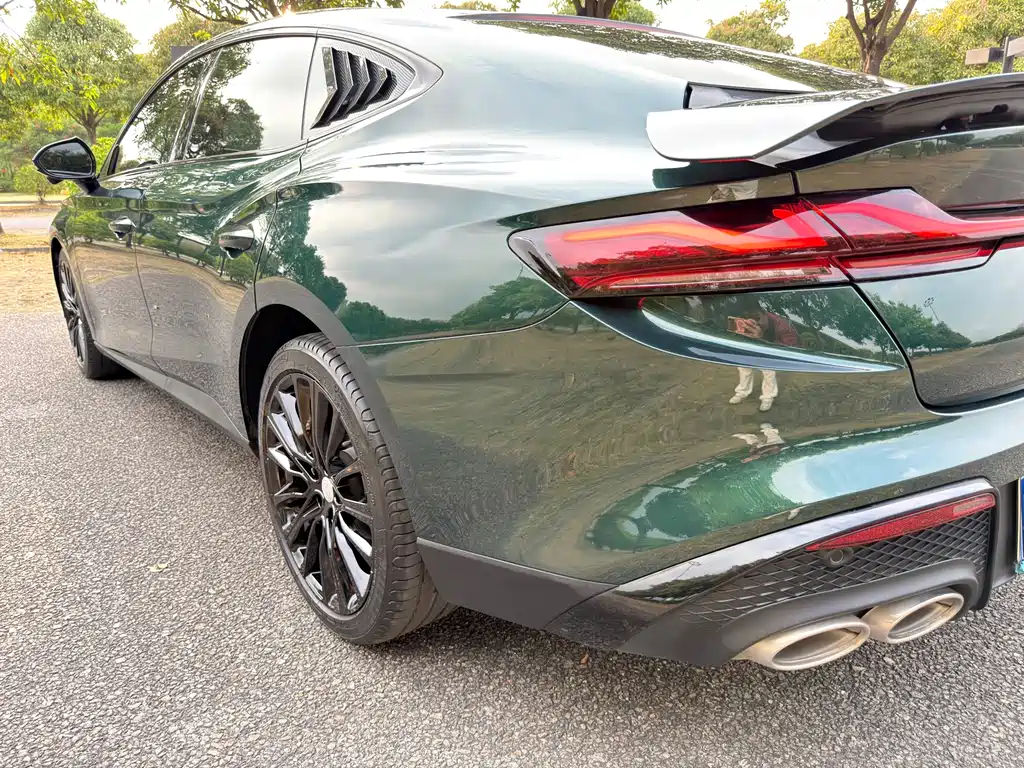 MG7 2023 2.0T Automatic Beauty Hunting Luxury Edition купить на сайте DeffCars