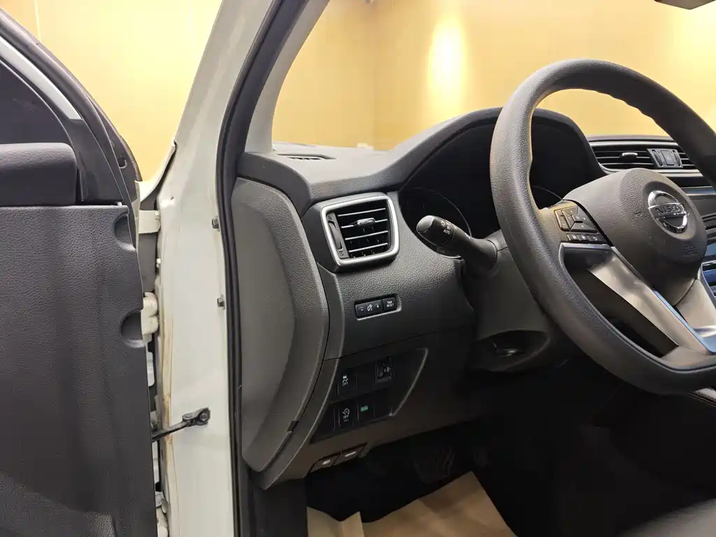Qashqai 2021 2.0L CVT Smart Edition купить на сайте DeffCars