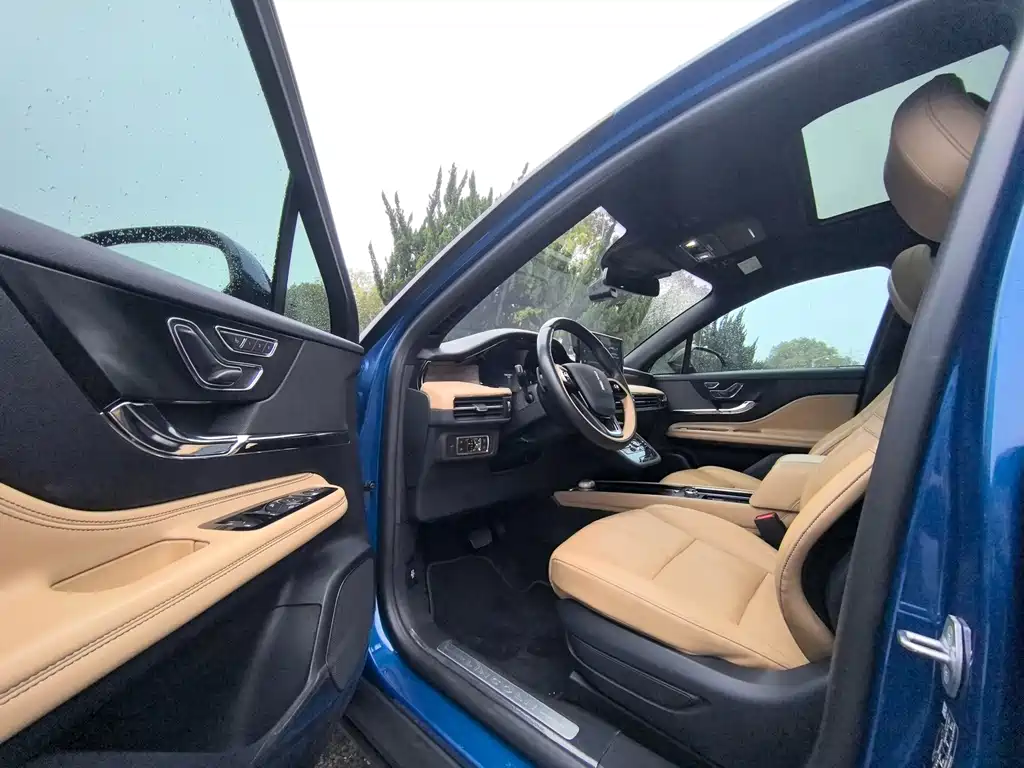 Adventurer 2022 2.0T Two-wheel drive Premium Edition купить на сайте DeffCars