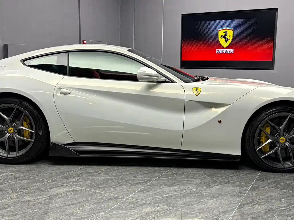 F12berlinetta 2013 6.3L standard type купить на сайте DeffCars