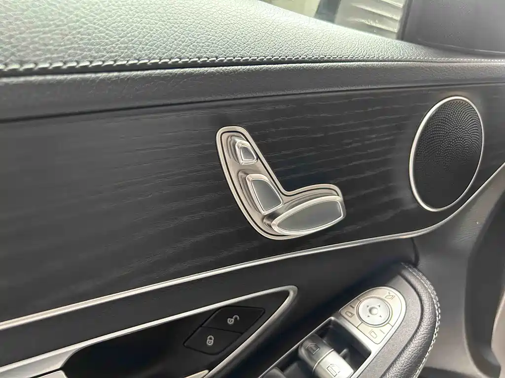 Mercedes-Benz C-Class 2021 C 200 L Fashionable Sports Edition купить на сайте DeffCars