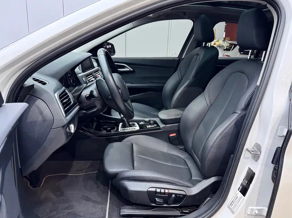 BMW 1 Series 2018 118i Sports купить на сайте DeffCars