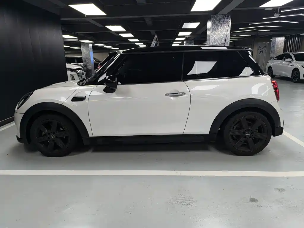MINI 2023 facelift 1.5T COOPER artist купить на сайте DeffCars