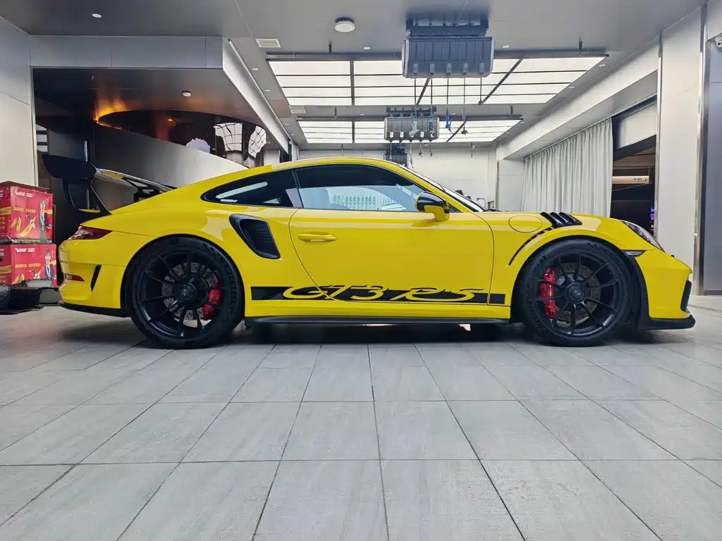 Porsche 911 2018 GT3 RS 4.0L купить на сайте DeffCars