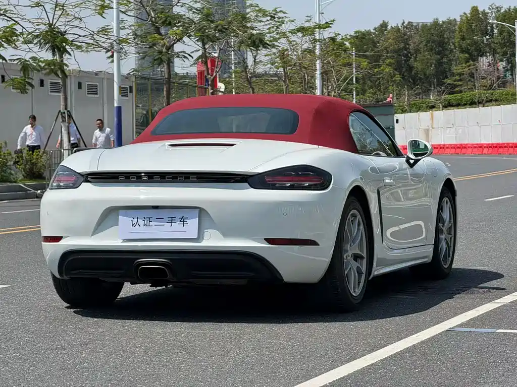 Porsche 718 2016 Boxster 2.0T купить на сайте DeffCars